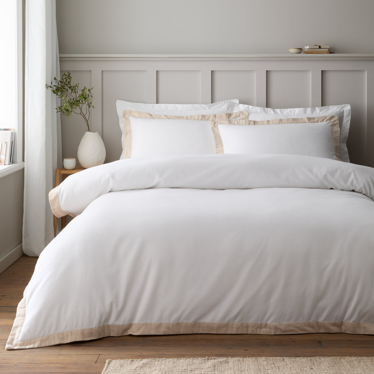 Bianca Fine Linens Tailored White/Natural 100% Brushed Cotton Duvet Set