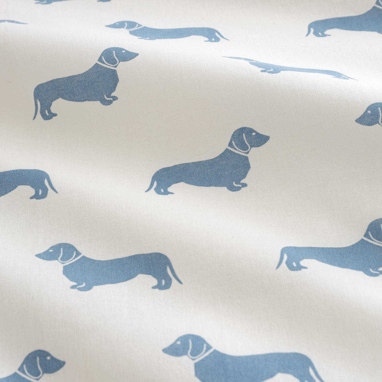 Emily Bond Peggy Dachshund Cream/Blue Duvet Set