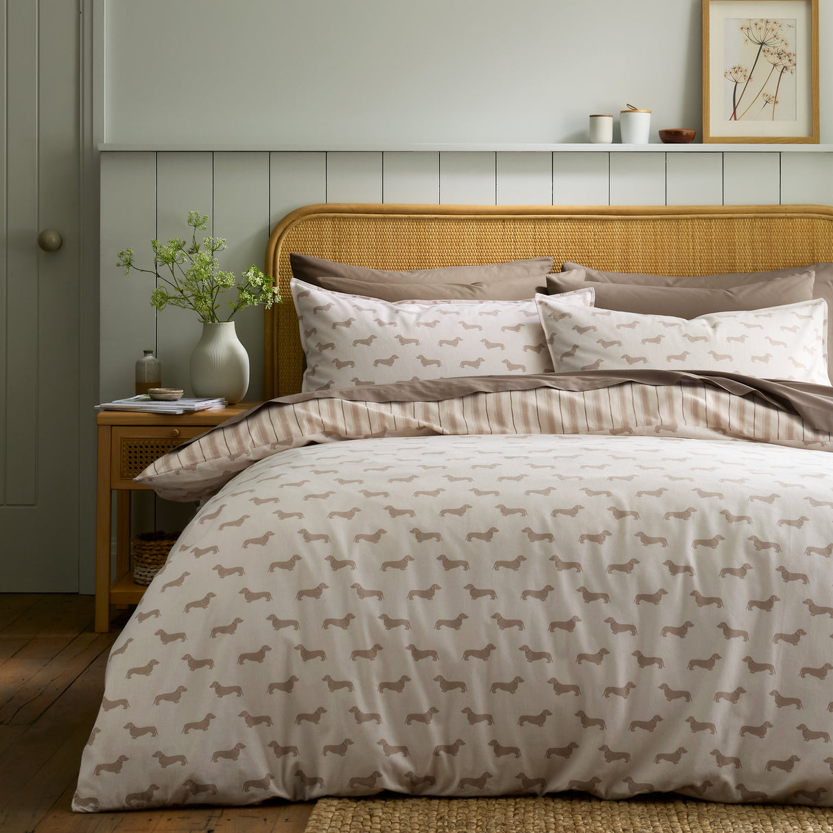 Emily Bond Peggy Dachshund Cream/Natural 100% Brushed Cotton Duvet Set