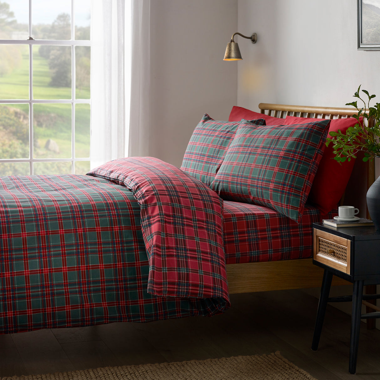 Catherine Lansfield Tartan Check Red/Green Duvet Set