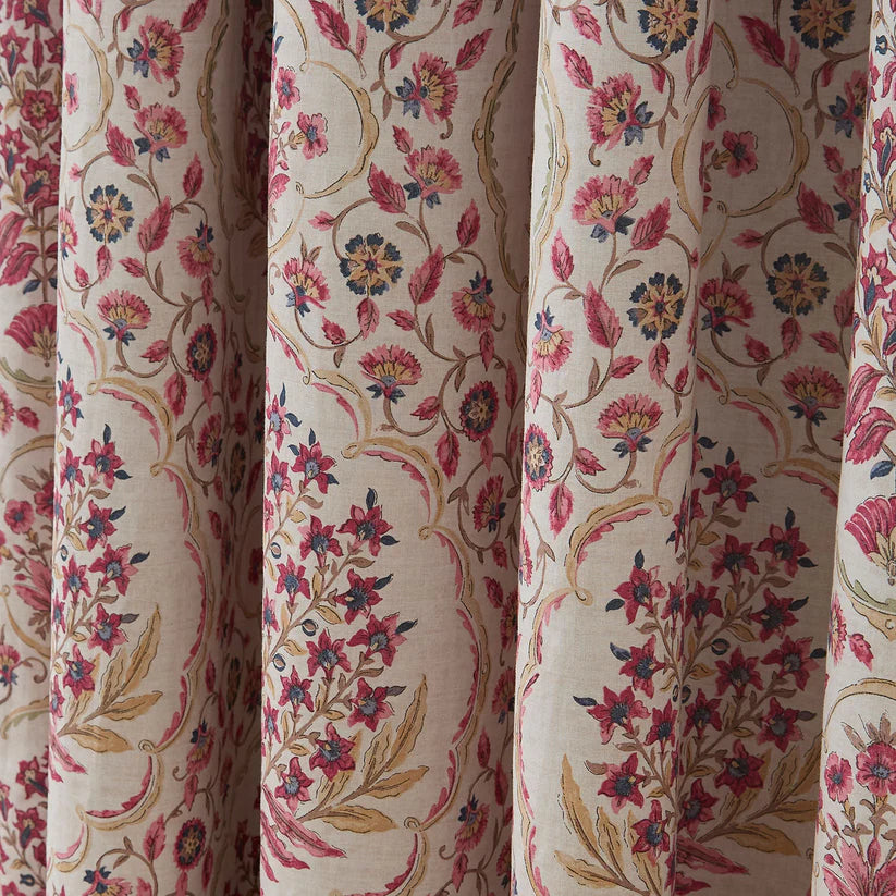 Dreams N Drapes Ashmead Berry Duvet Set