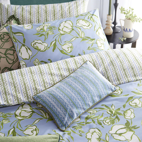 Wylder Nature Albera Floral French Blue Duvet Set