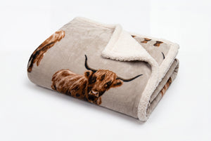 Deyongs 1846 Angus Highland Cow 140cm x 180cm Sherpa Throw
