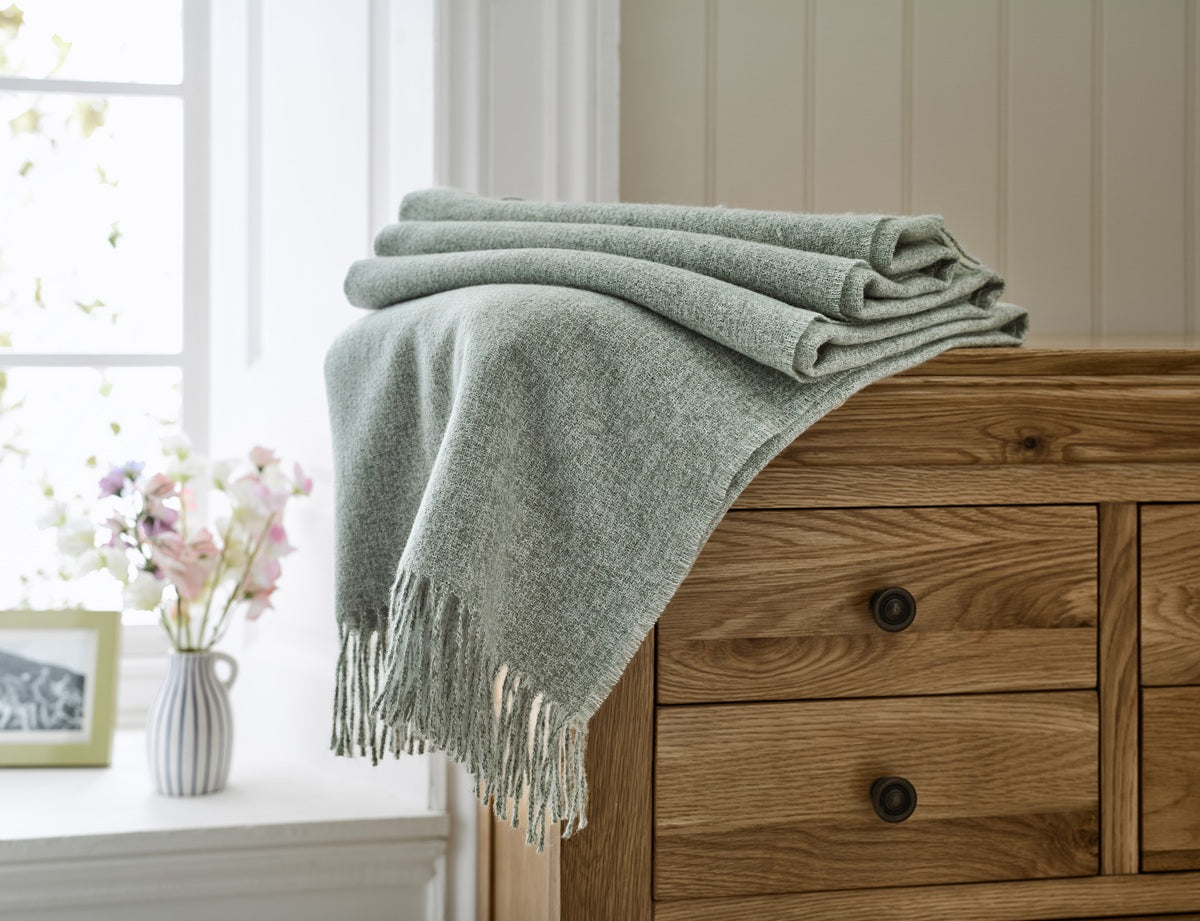 The Lyndon Company Arthington 130cm x 180cm Yarn Dyed Acrylic Throw