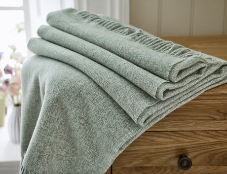 The Lyndon Company Arthington 130cm x 180cm Yarn Dyed Acrylic Throw