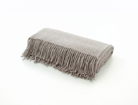 The Lyndon Company Arthington 130cm x 180cm Yarn Dyed Acrylic Throw