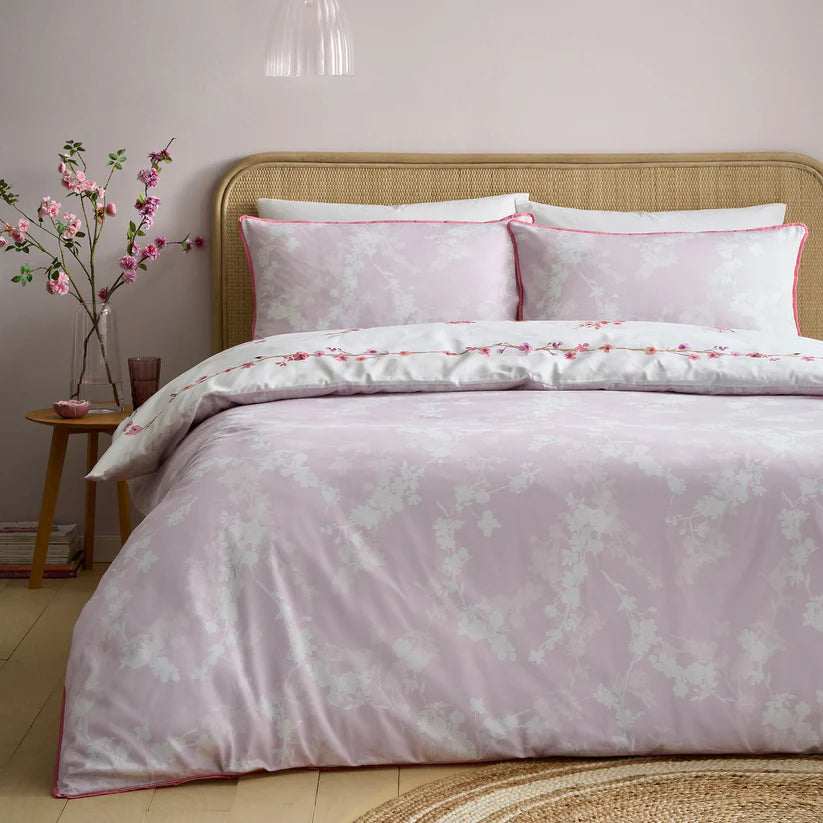 Appletree Blossom Flower Berry Duvet Set