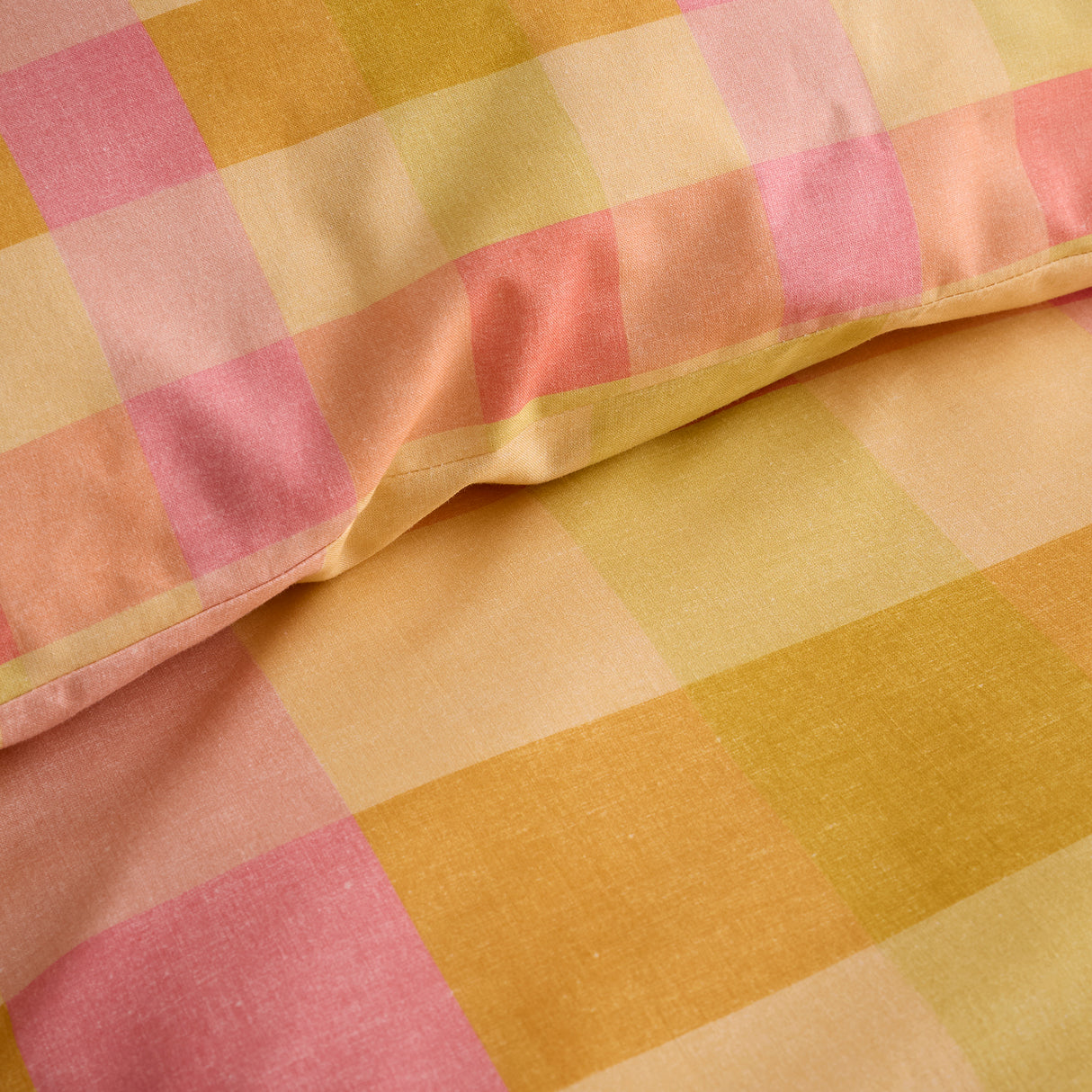 Fusion Bedding Block Check Duvet Set