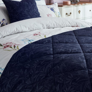 Bedspreads & Throws