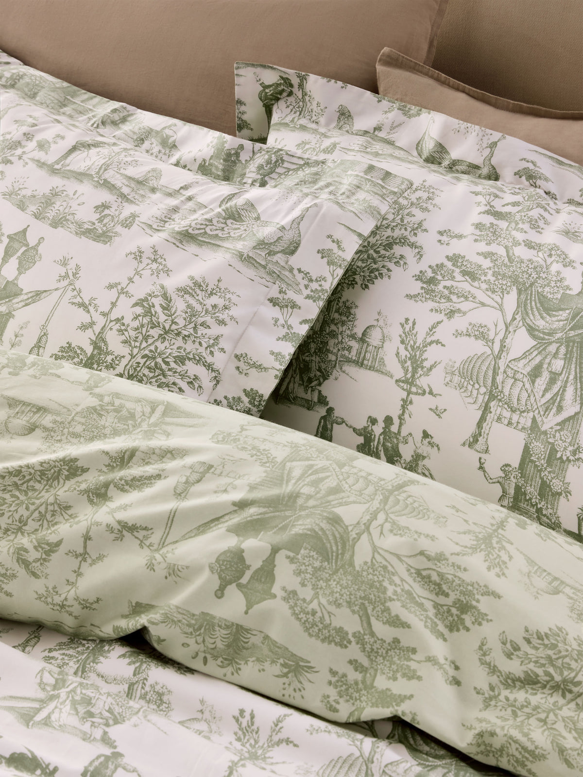 Laura Ashley Braysmith Toile Olive Green Duvet Set