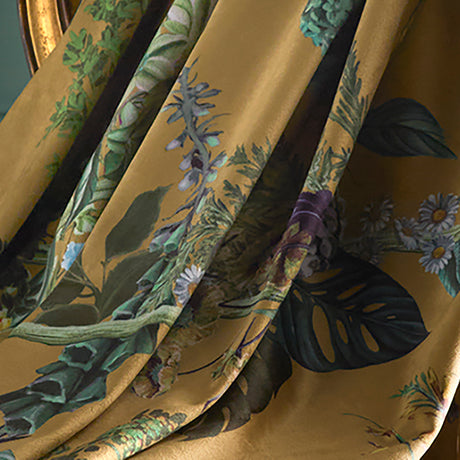 Laurence Llewelyn Bowen Cotswold Fantasia Gold 130cm x 180cm Throw