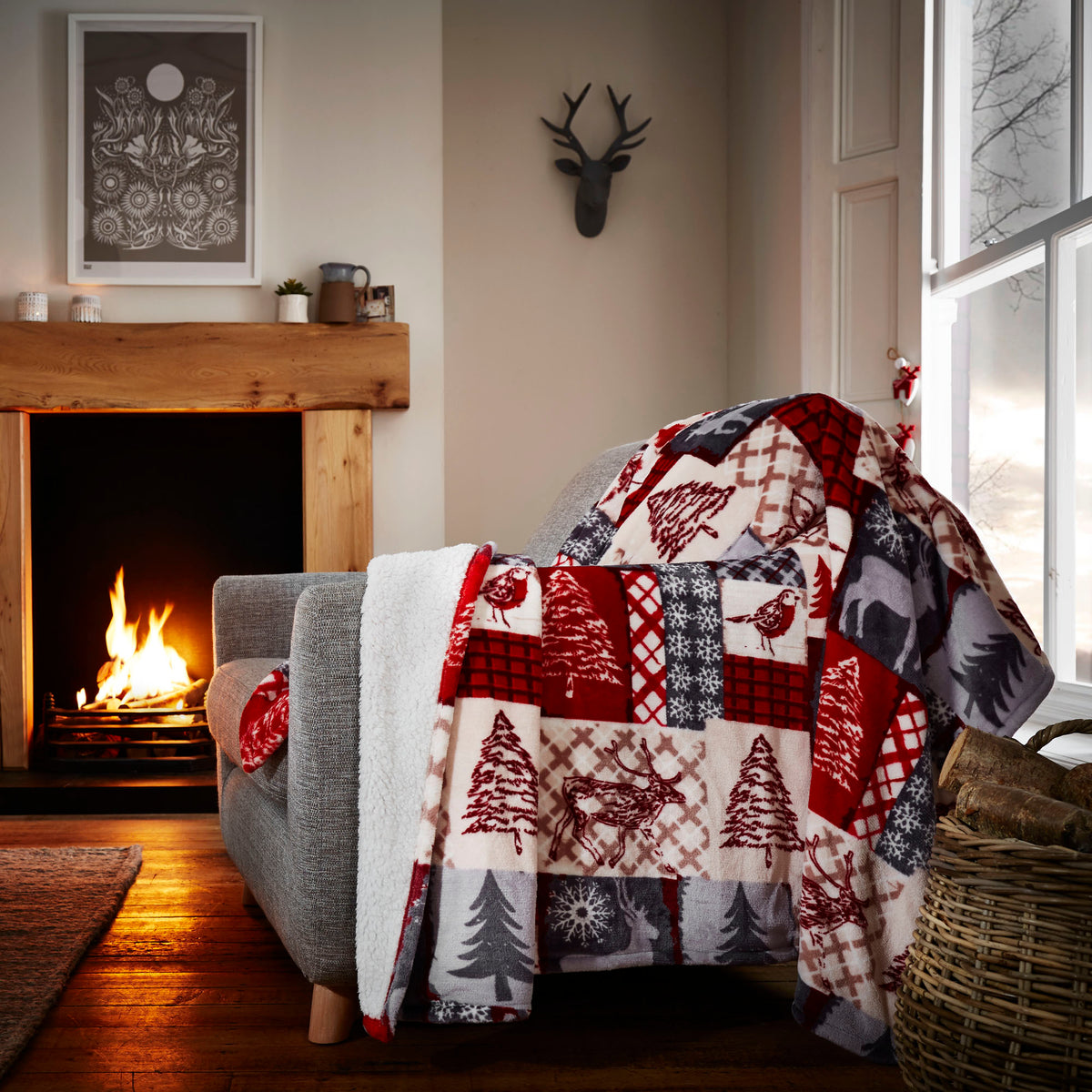 Portfolio Home Christmas Patchwork Red Sherpa Fleece 130cm x 170cm Throw