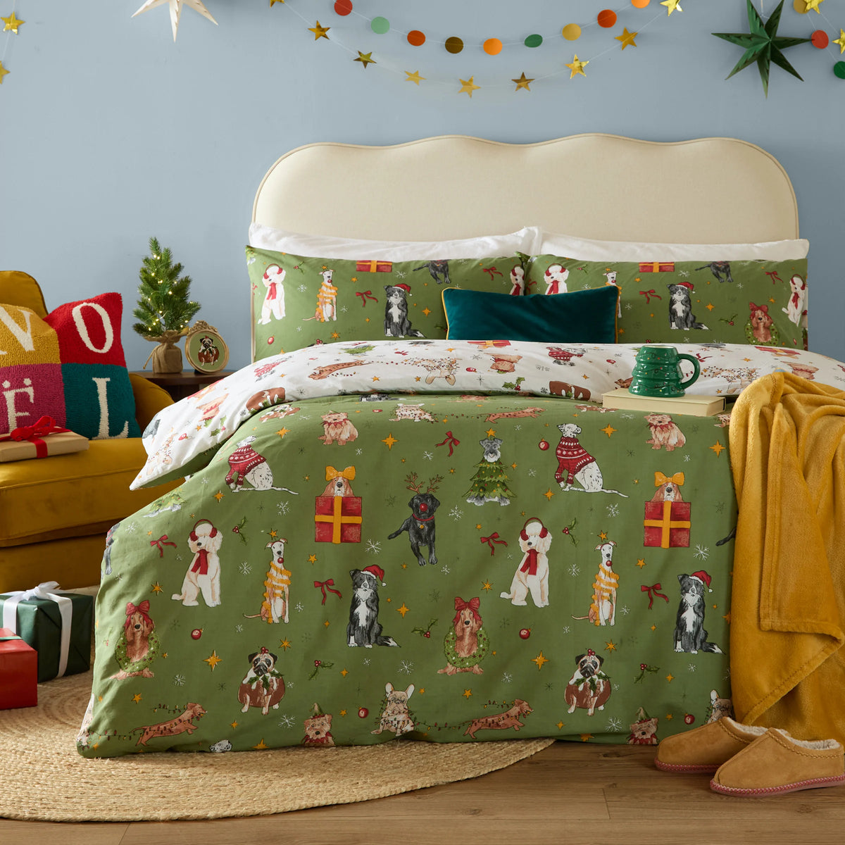 Furn Christmas Pawty Green Duvet Set