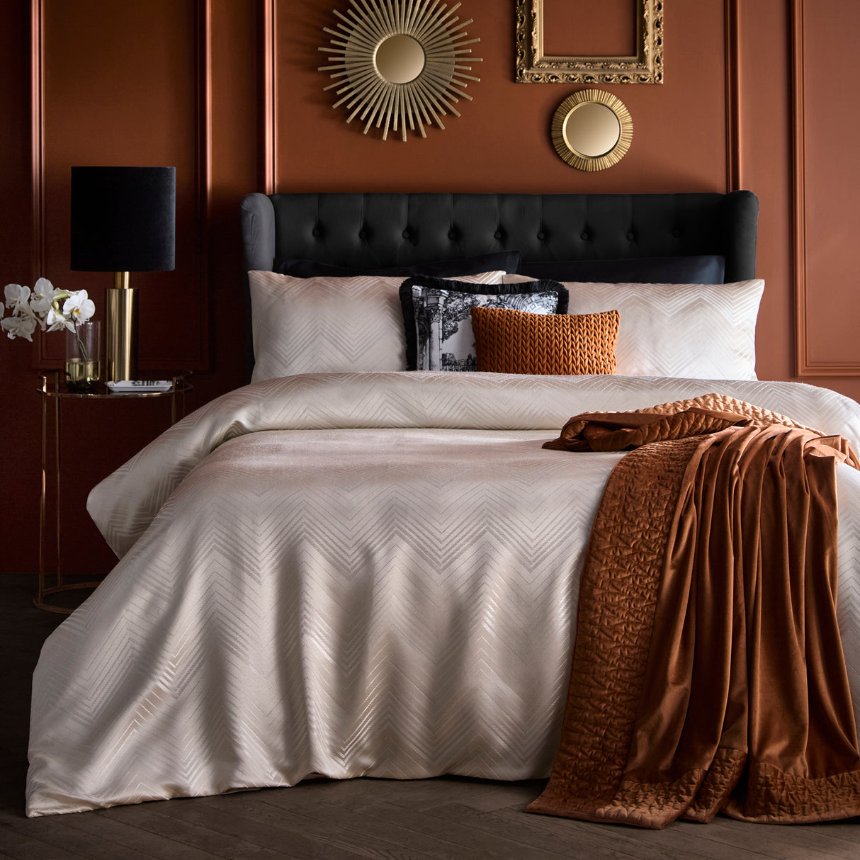 Laurence Llewelyn Bowen Cocktail Duvet Set