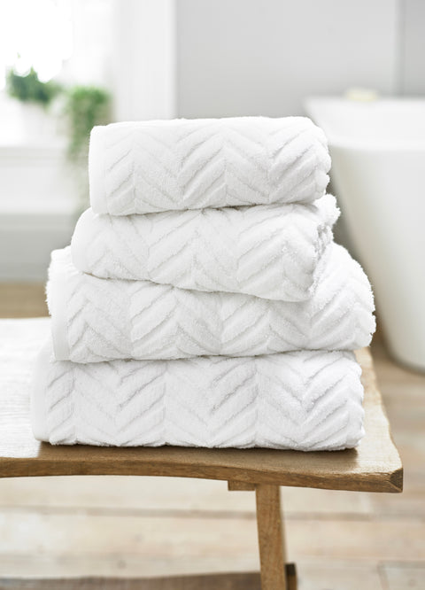 The Lyndon Company Catalonia Zero Twist 100% BCI Cotton 650gsm White Towels
