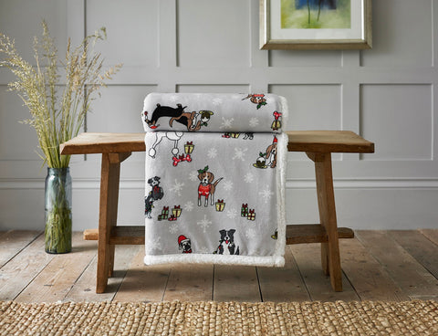 Deyongs 1846 Christmas Dogs Multi 125cm x 150cm Fleece Throw