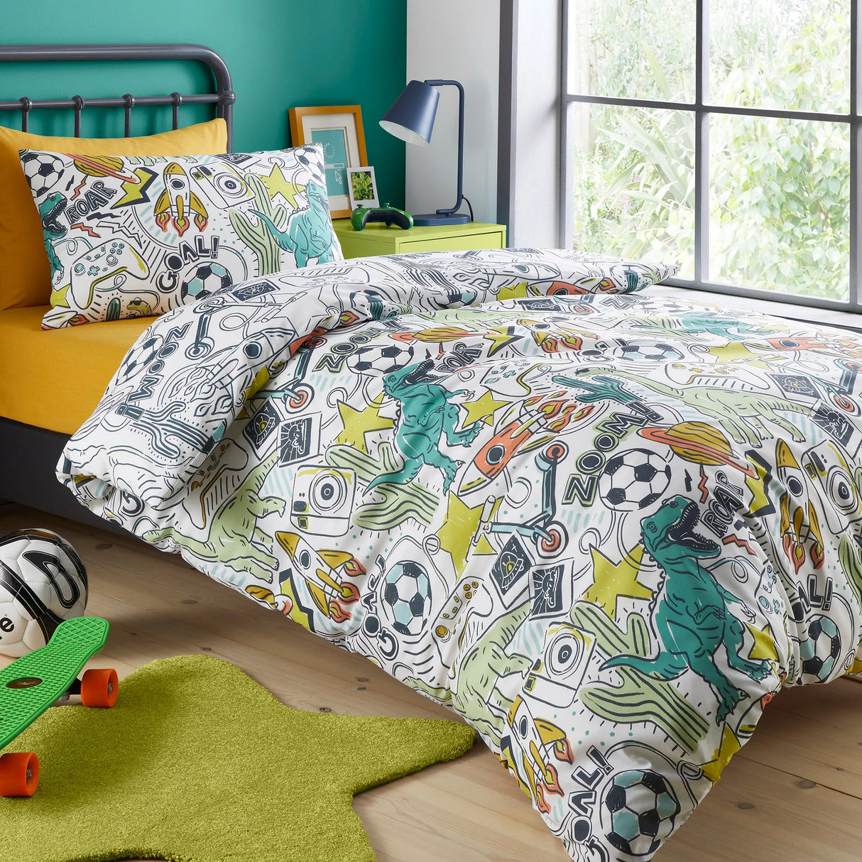 Bedlam Doodle Zoom Multi Duvet Set