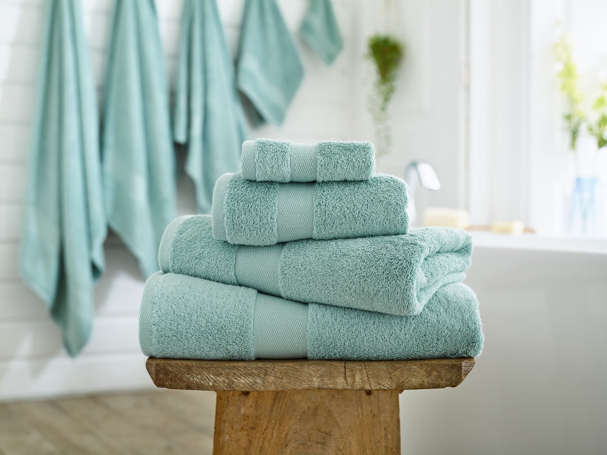 Deyongs Egyptian Embrace 100% Cotton 550gsm Duckegg Towels