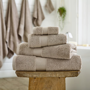 Deyongs Egyptian Embrace 100% Cotton 550gsm Towels