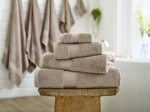 Deyongs Egyptian Embrace 100% Cotton 550gsm Mushroom Towels