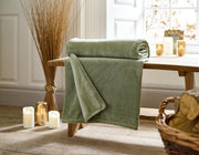 Deyongs 1846 Snuggle Touch 140cm x 180cm Throws