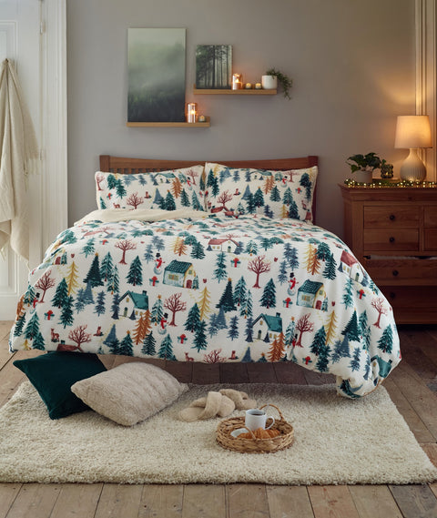 Deyongs 1846 Winter Walk Fleece Multi Duvet Set