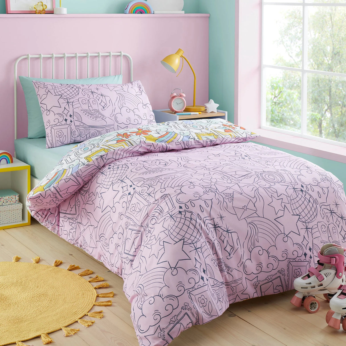 Bedlam Doodle Hobby Multi Duvet Set