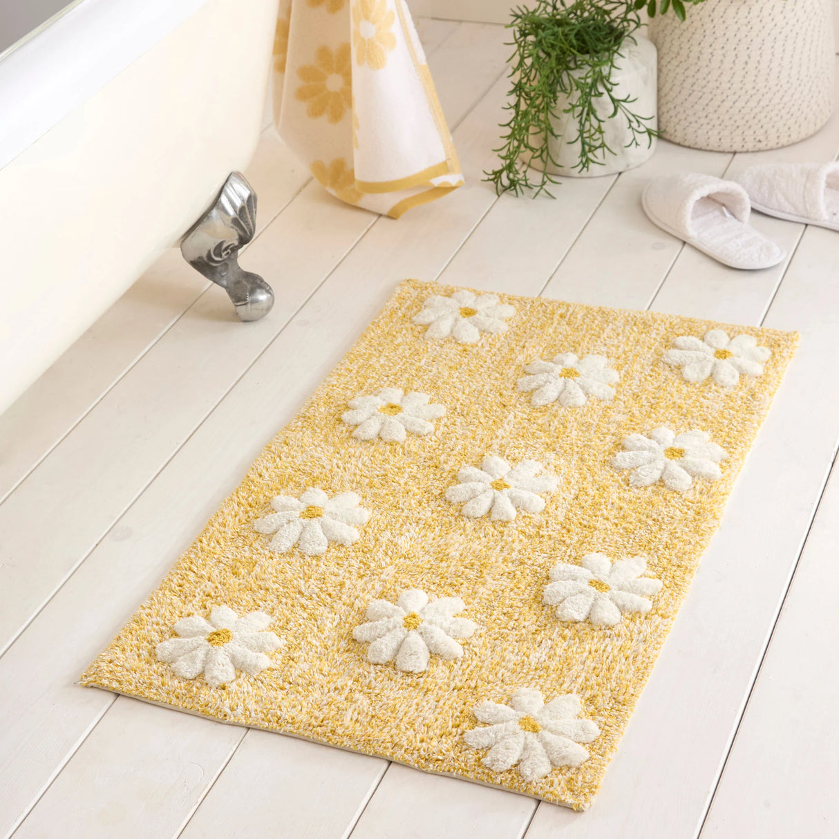 Dreams N Drapes Daisy Floral Ochre 100% Cotton Towels