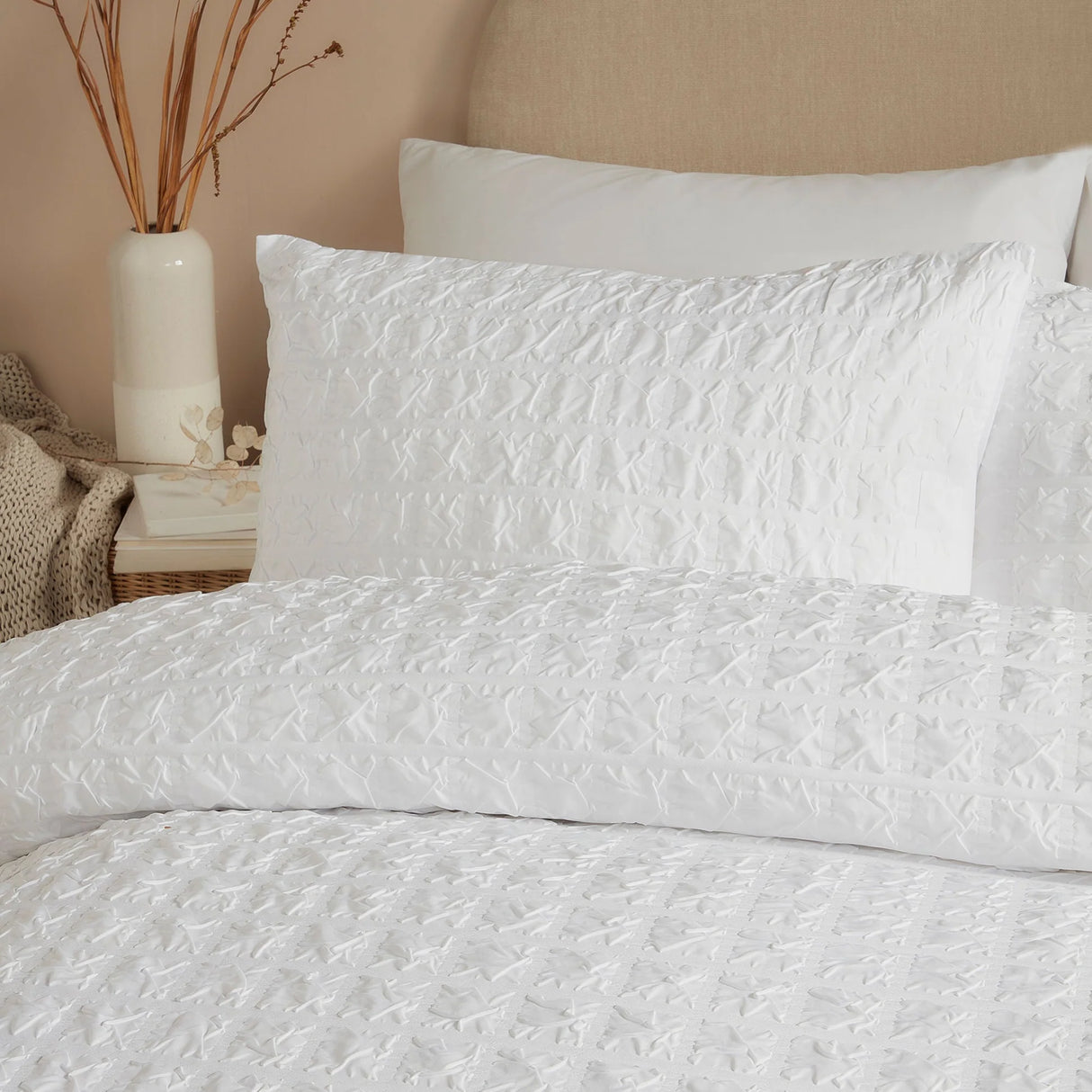 Serene Embossed Grid Duvet Set