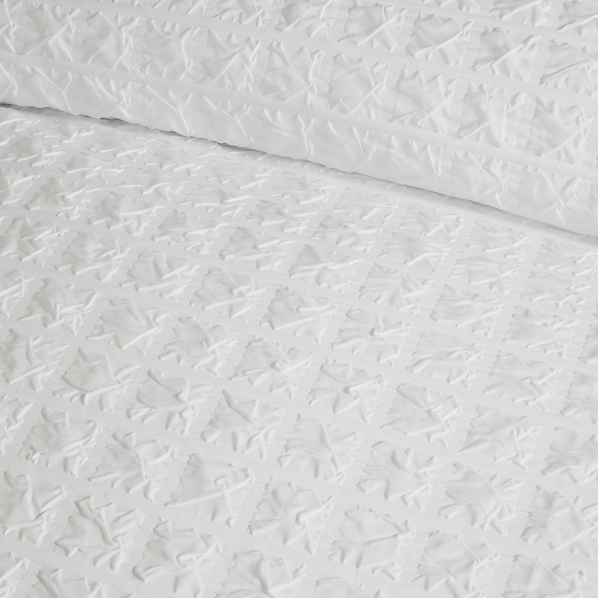 Serene Embossed Grid Duvet Set
