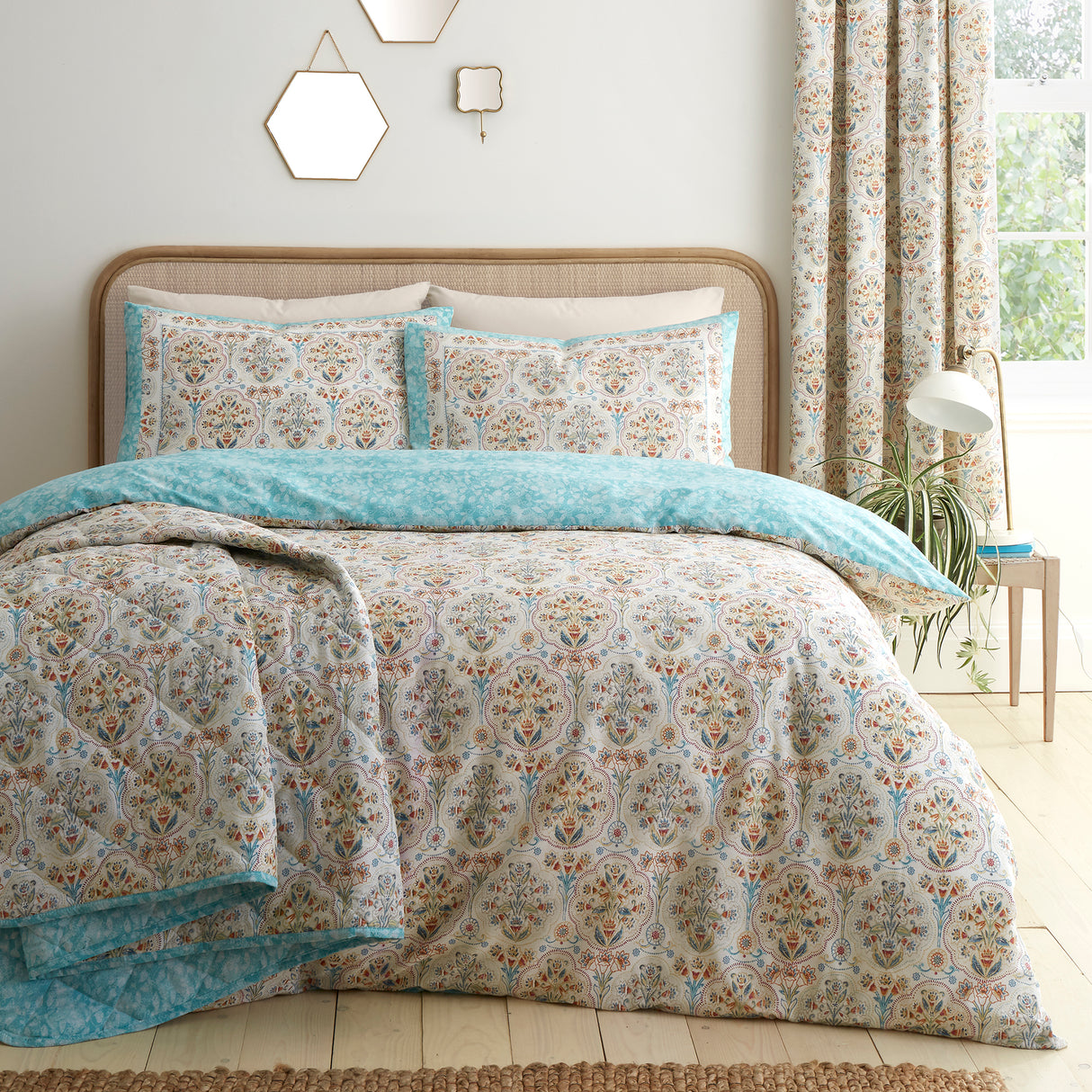 Dreams N Drapes Edena Decorative Floral Natural Duvet Set