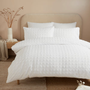 Serene Embossed Grid White Duvet Set
