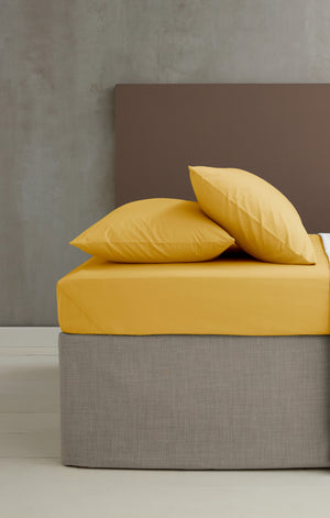 Catherine Lansfield Easy Iron 50% Polyester/50% Combed Cotton 180 Thread Count Percale Ochre Sheets