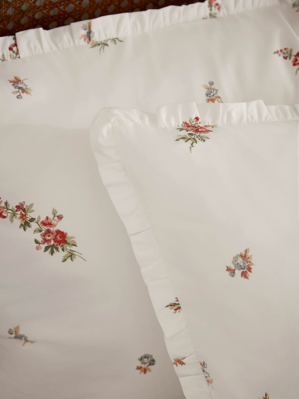 Laura Ashley Elsie Bouquet Pale Cranberry Duvet Set