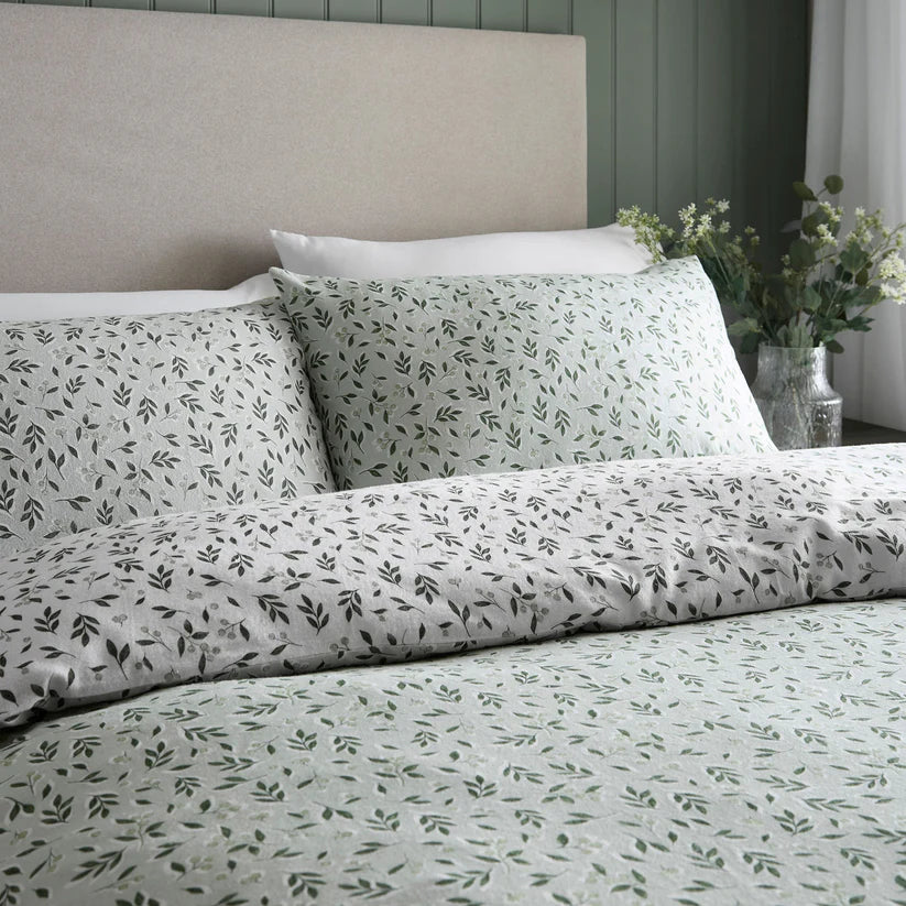 Dreams N Drapes Falling Leaf Green 100% Brushed Cotton Duvet Set