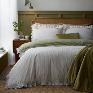 Appletree Frilled Embroidered Bow Stripe Green Duvet Set