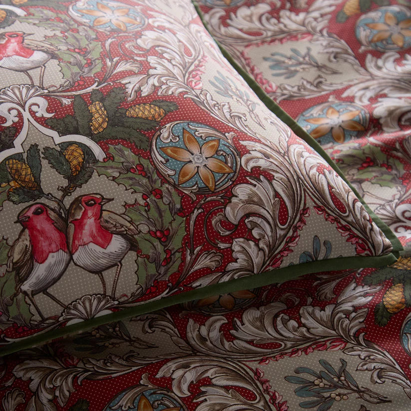 Laurence Llewelyn Bowen Festive Robin Red Duvet Set