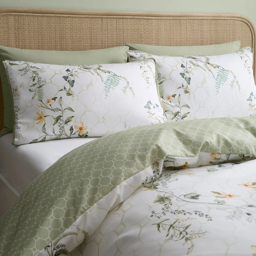 Appletree Floral Trellis Green Duvet Set