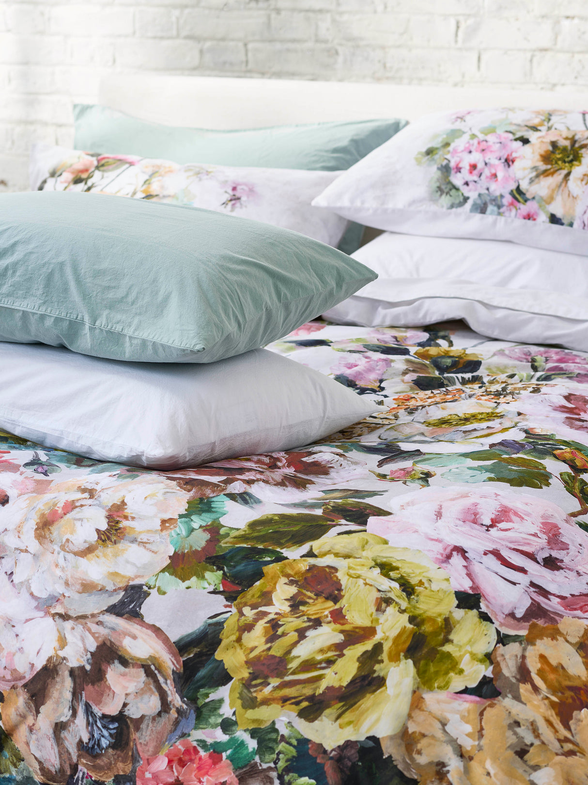 Bluebellgray Garden Explorer Multi Duvet Set