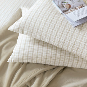 Helena Springfield Calico & Chalk Tranquil Check Duvet Set