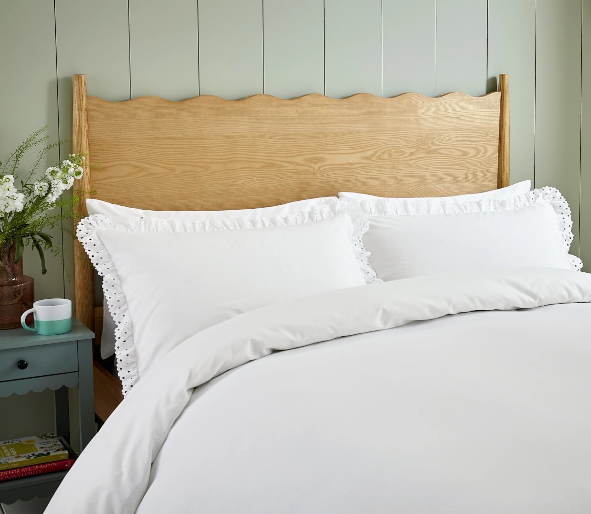 Helena Springfield Secret Garden Clara Embroidered Frill White Duvet Set