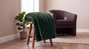 Deyongs 1846 Hockley Faux Fur XL 150cm x 200cm Throws