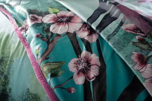 House of Norris Flight of the Heron Multi Duvet Set