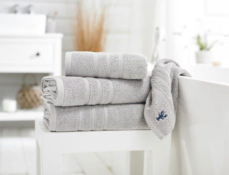 Lobster Creek Kaleidoscope 100% Cotton Silver Towels