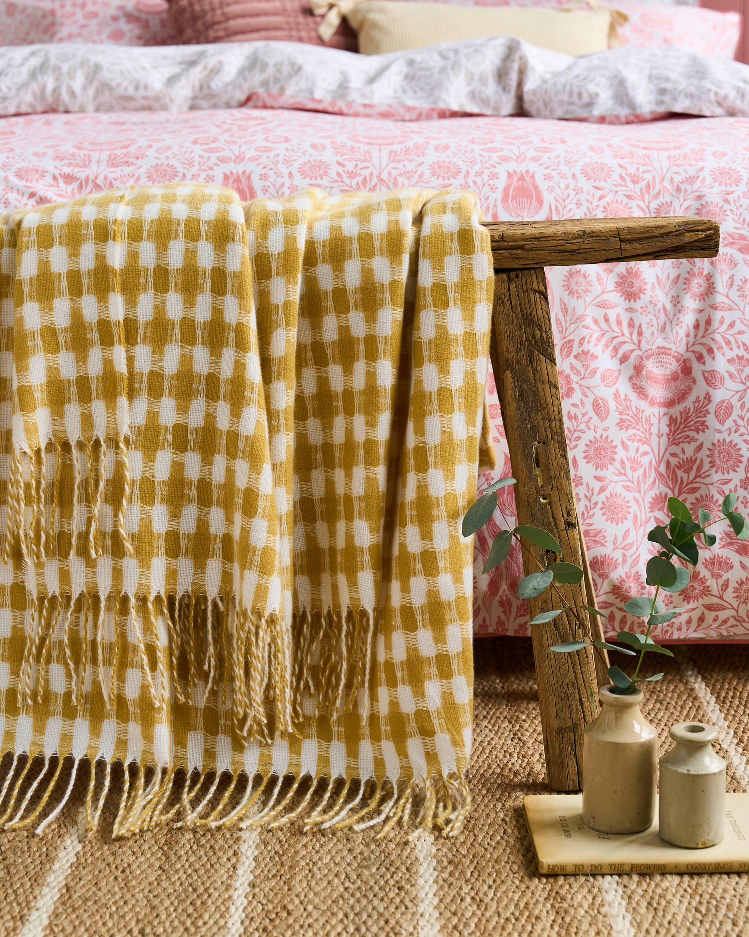 Laura Ashley Knapton 130cm x 170cm Throw
