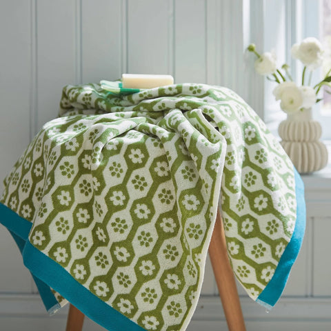 Land & Shore Daisy Green 100% BCI Cotton 500gsm Towels
