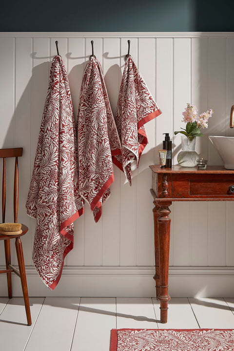 William Morris at Home Larkspur Brick 100% Cotton 580gsm Towels