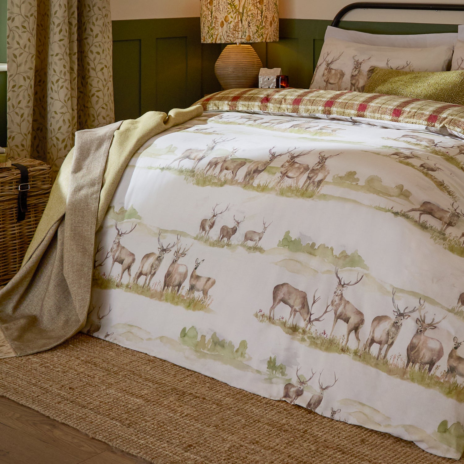 Voyage Maison Moorland Stag Multicolour Duvet Set