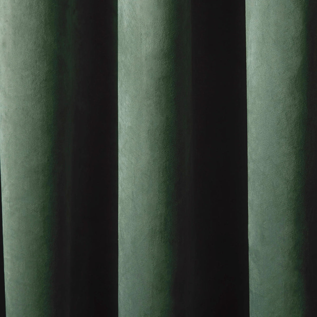 Laurence Llewelyn Bowen Montrose Blackout Eyelet Curtains