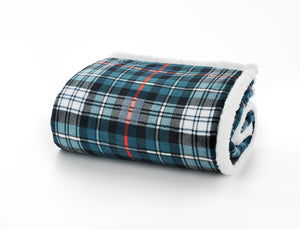 Deyongs 1846 125cm x 150cm Tartan Fleece Throw